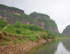 泸溪河