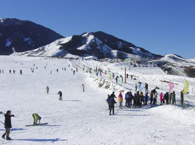 新疆乌鲁木齐阳光SPORT滑雪场